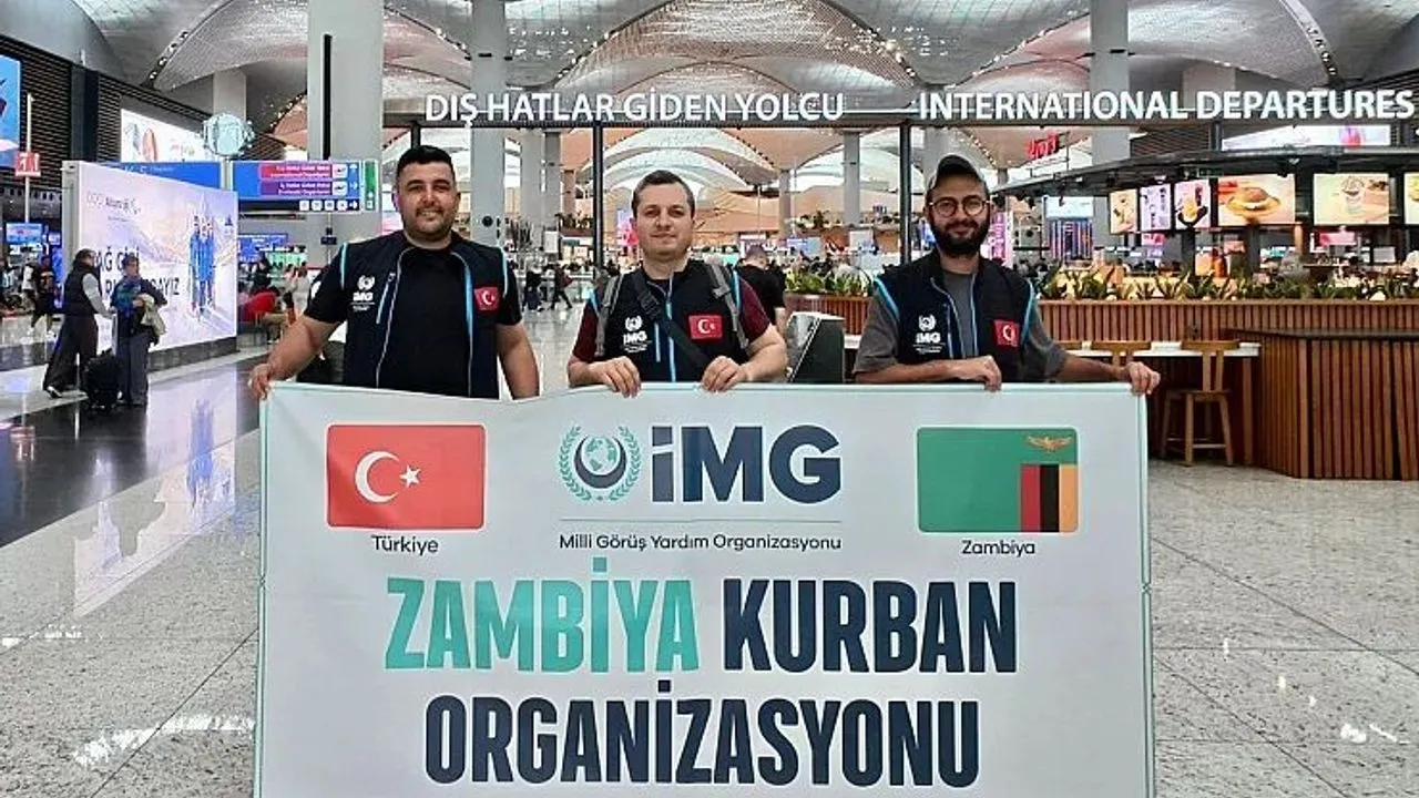 Beytullah Karataş, Zambiya da Kurban Organizasyonu İçin Yola Çıktı kapak görseli, soyut, yüz ve yazı yok