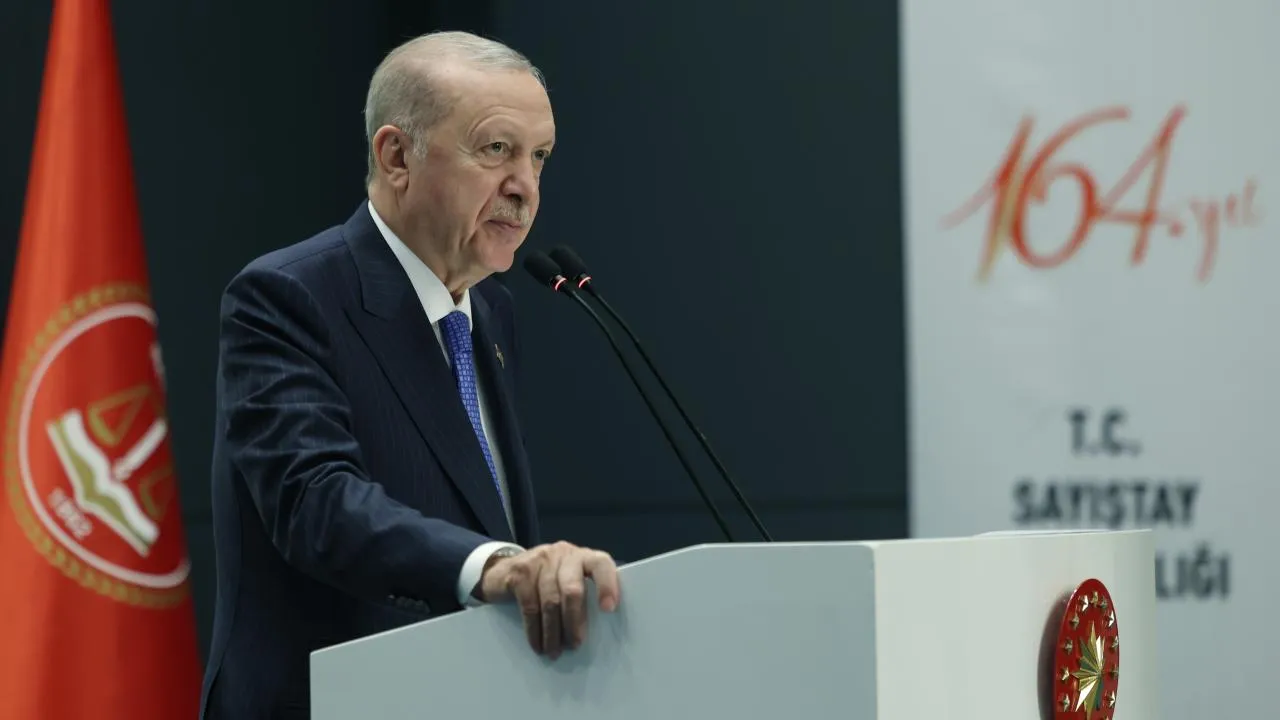 Erdoğan: Yerel Yönetim Skandalları Asla Mazur Görülemez kapak görseli