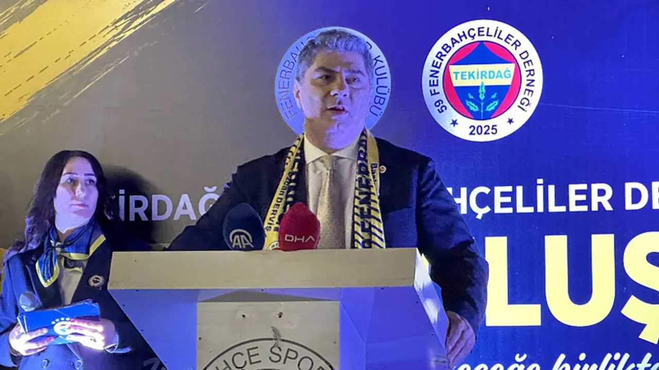 Hakan Safi'den Fenerbahçe'ye İddialı Vaatler: "En İyi Kadroyu Kuruyoruz" kapak görseli