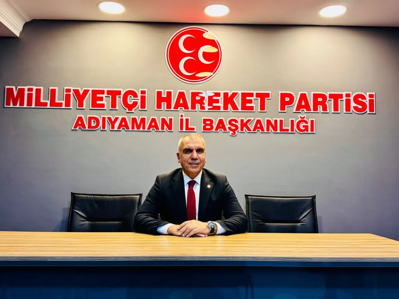 MHP İl Başkanı İsmail Gümüş ten Sağanak Yağış Açıklaması kapak görseli, soyut, yüz ve yazı yok