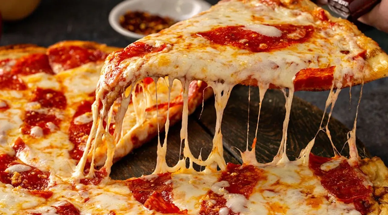 Pizza Hut Satılıyor: Yum! Brands Radikal Küçülme Hamlesinde kapak görseli