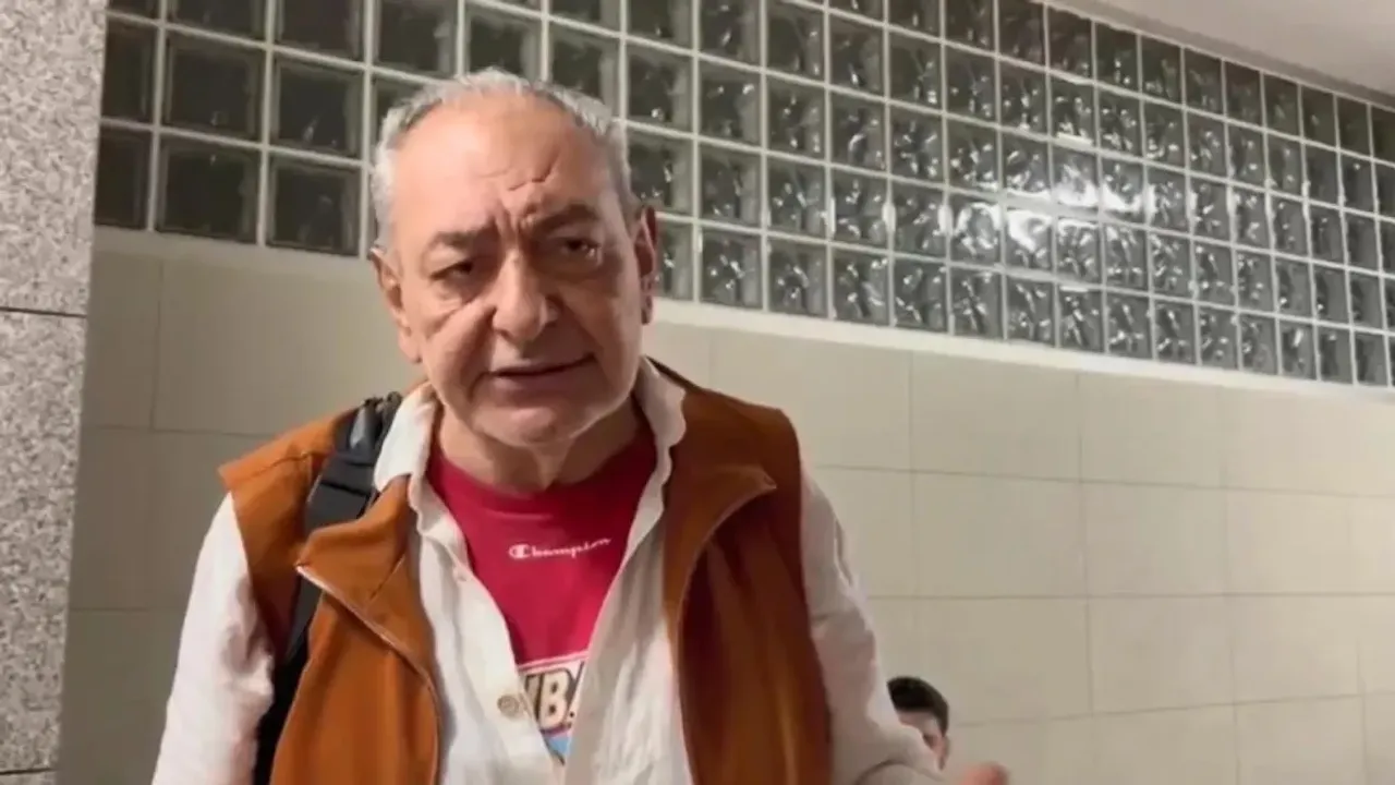 Reha Muhtar Yoğun Bakımda: Ünlü Televizyoncu Hastaneye Kaldırıldı kapak görseli, soyut, yüz ve yazı yok