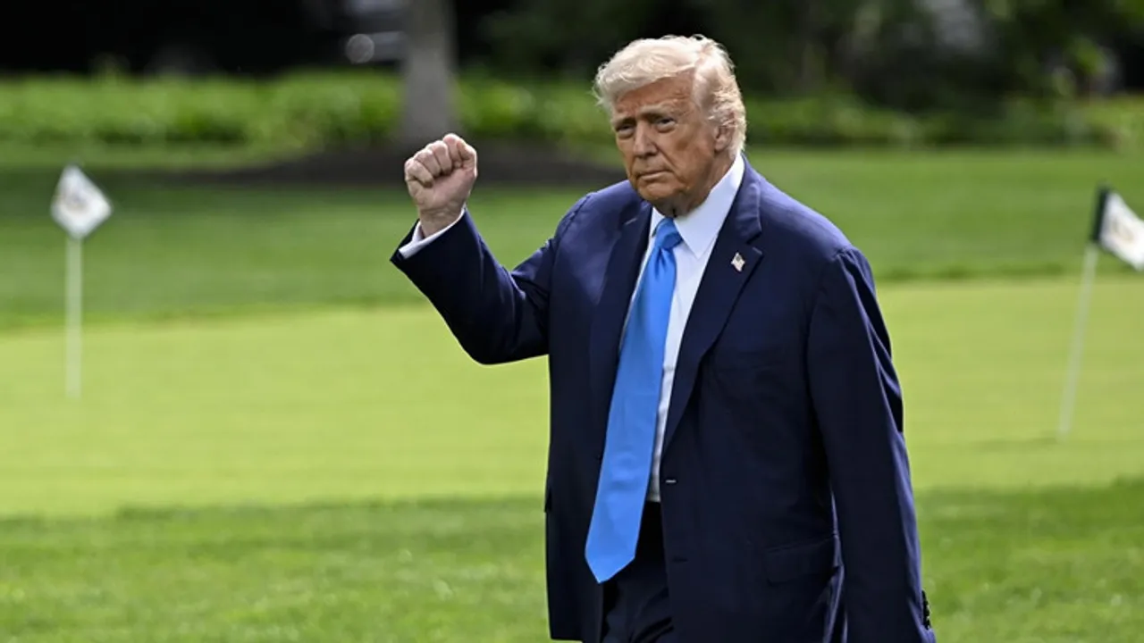 Trump'ın Yıllık Sağlık Raporu Yayımlandı: Dikkat Çeken Detaylar kapak görseli, soyut, yüz ve yazı yok