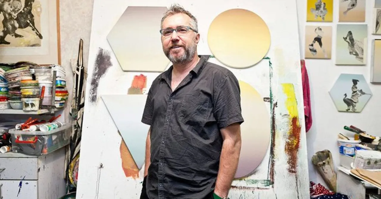 Ünlü Ressam Mustafa Horasan Hayatını Kaybetti: Sanat Dünyası Yasta kapak görseli, soyut, yüz ve yazı yok